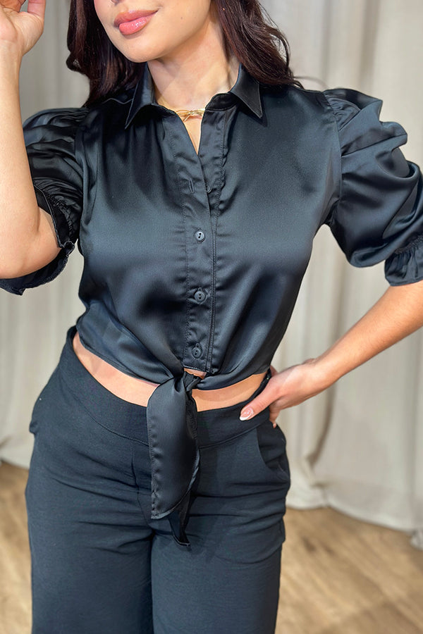 Camisera 9173061 manga tres cuartos silueta amplia para mujer, elaborada en tela satin dyaboo color negro