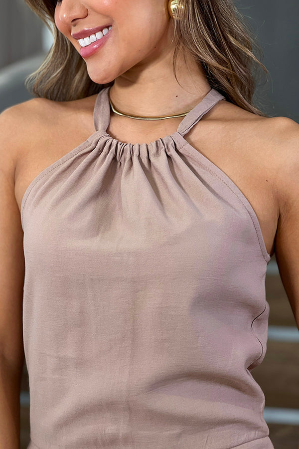 Enterizo DF11049 largo silueta semiajustada para mujer, elaborado en chalis dyaboo color camel 4